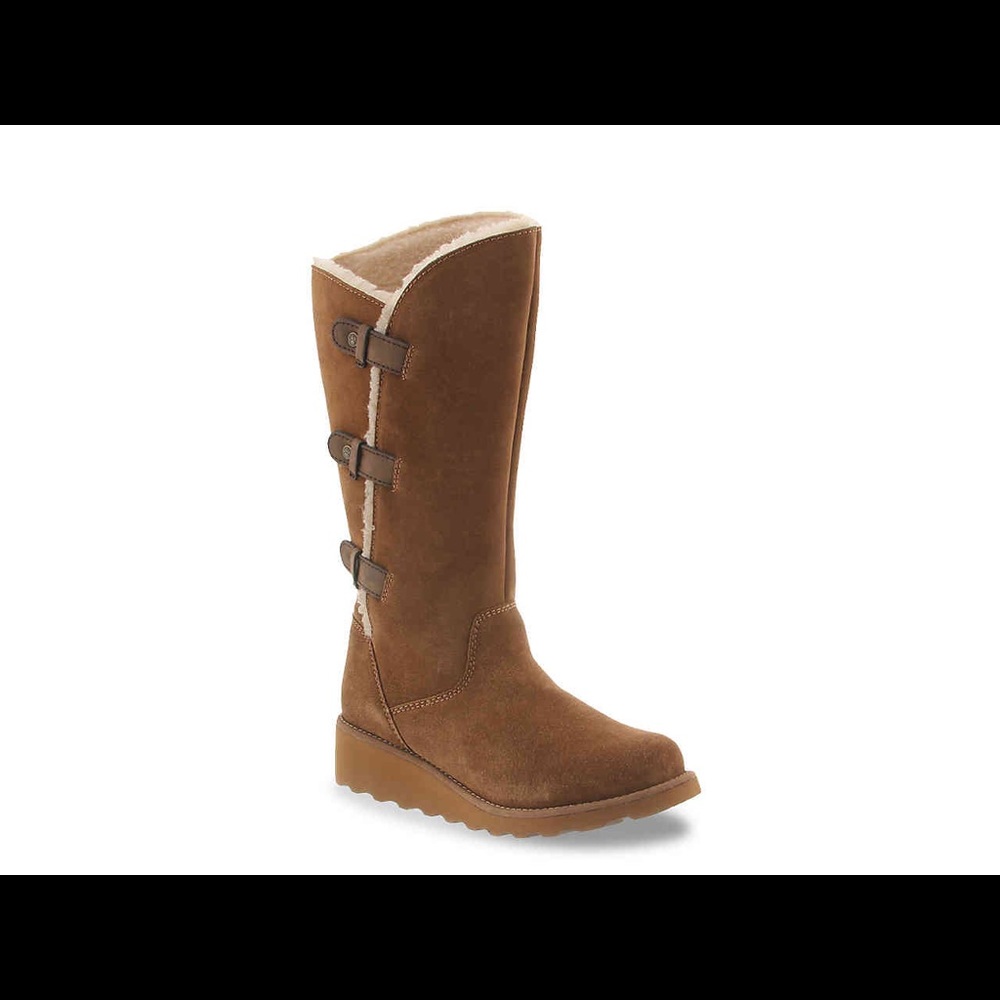 👢 gently worn bear paws boots 🐾
